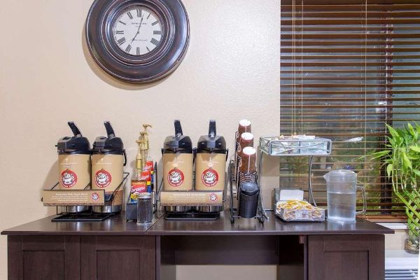 AMERICINN BY WYNDHAM BLACK RIV (Black River Falls)